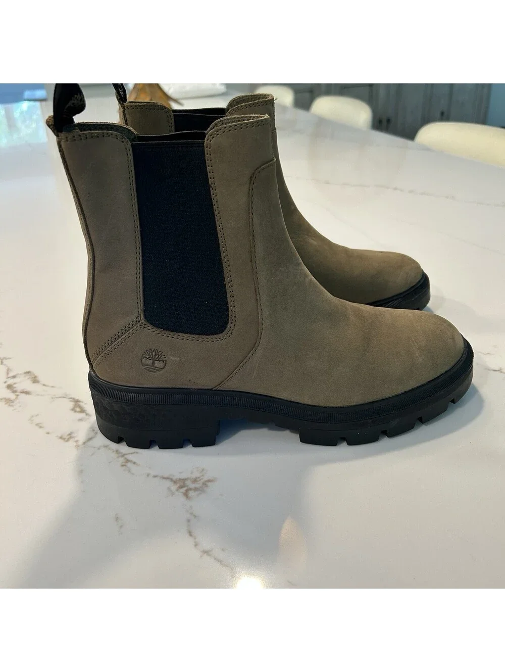 Women’s Timberland Suede Boots 9